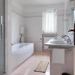 Vila Gelsi A Pesaro